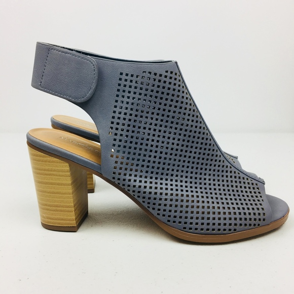 Marcorepublic Chunky Stacked Heel Ankle Bootie - Picture 7 of 8